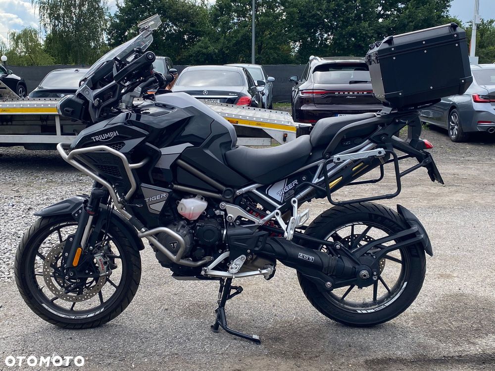 Triumph Tiger - 12