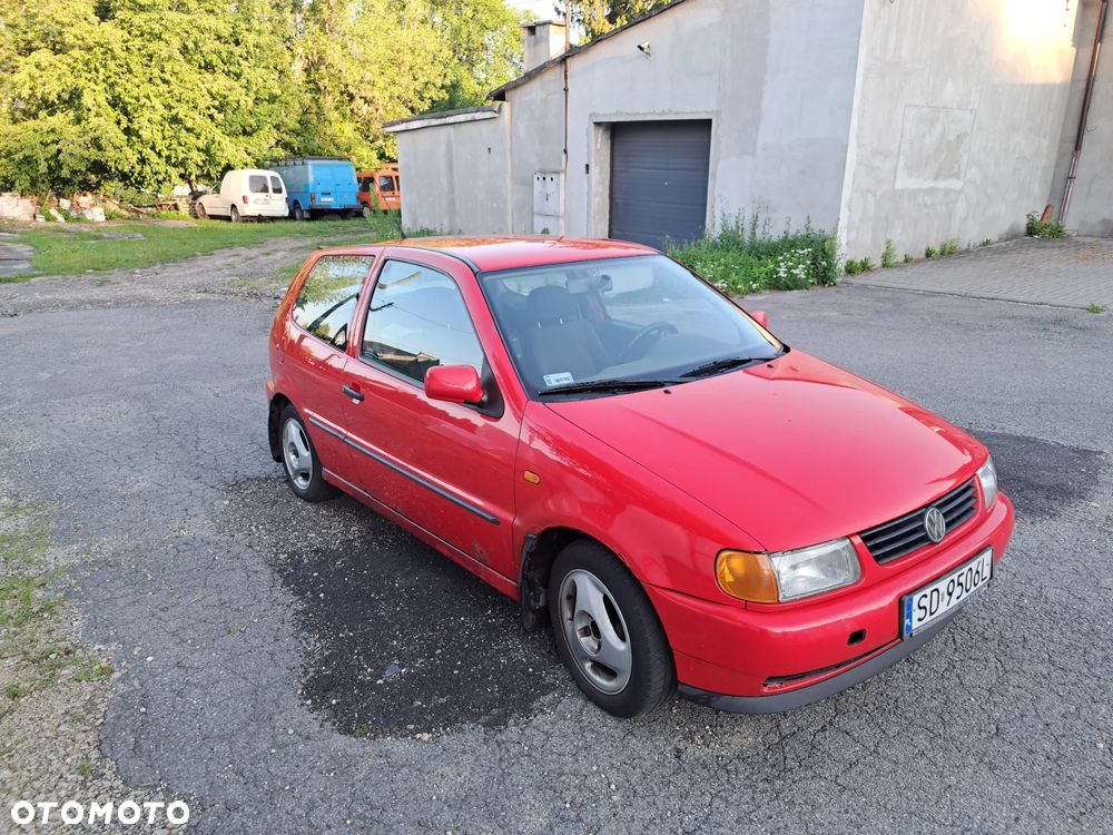 Volkswagen Polo - 1