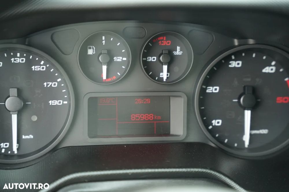 Iveco DAILY 35-160 / BASCULATOR DIN OȚEL / DUBLU / MANUAL / 3 LOCURI / EURO 6 - 39