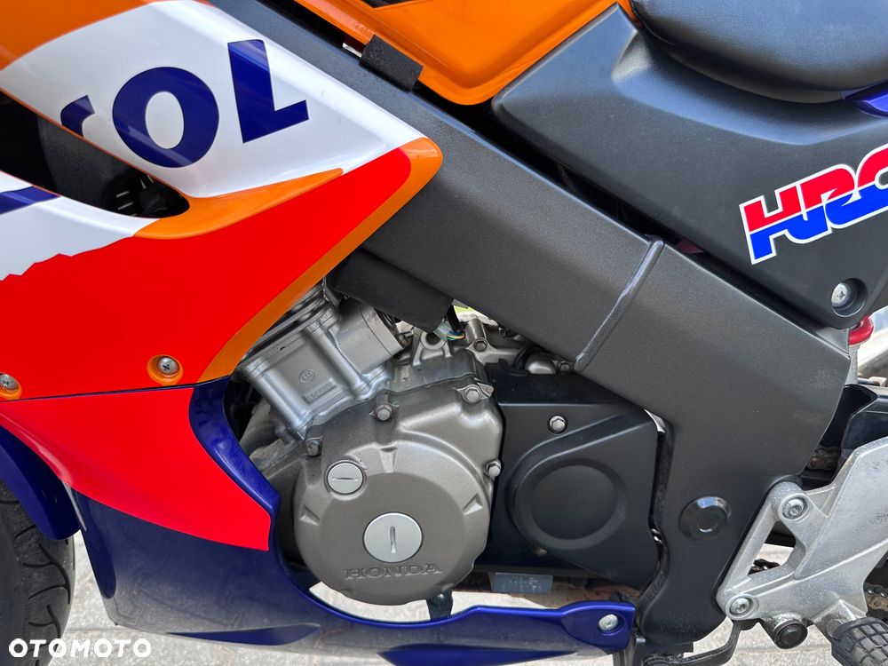 Honda CBR - 13