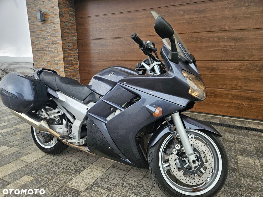 Yamaha FJR - 11