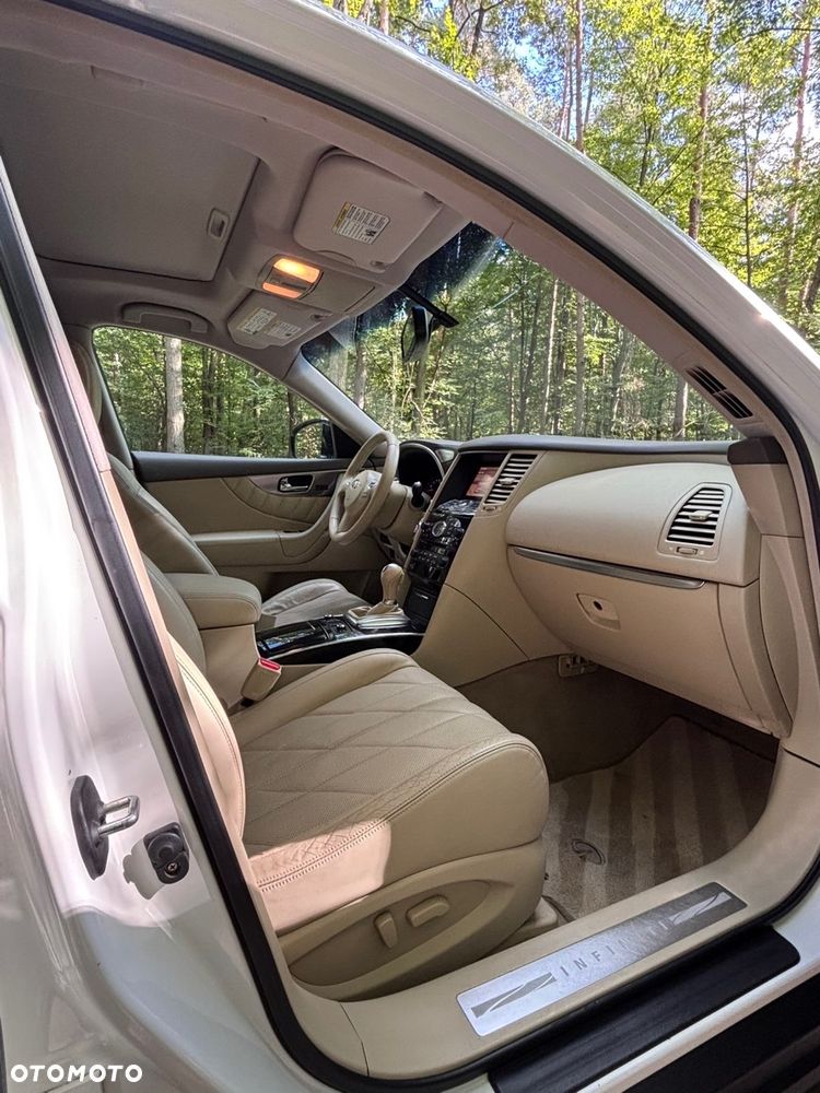 Infiniti FX FX35 - 15