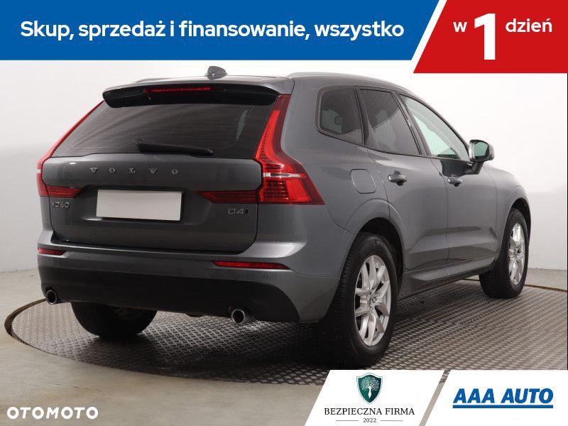 Volvo XC 60 - 6