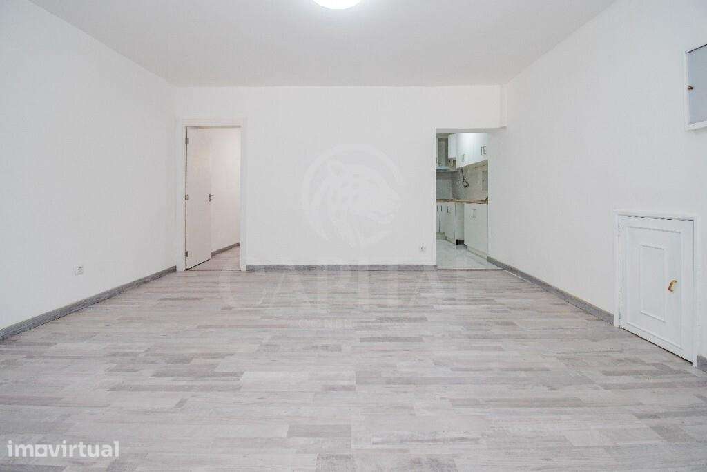 Apartamento T1 Renovado –  Alcântara - Grande imagem: 2/21