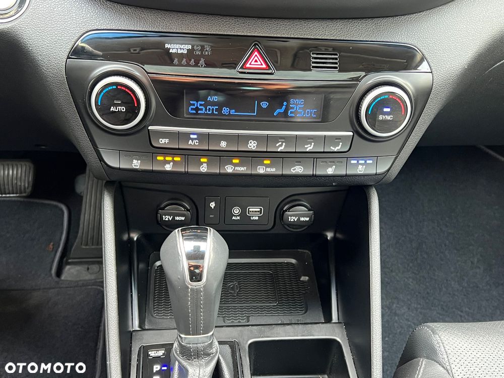 Hyundai Tucson 1.6 T-GDI Premium 4WD DCT - 37