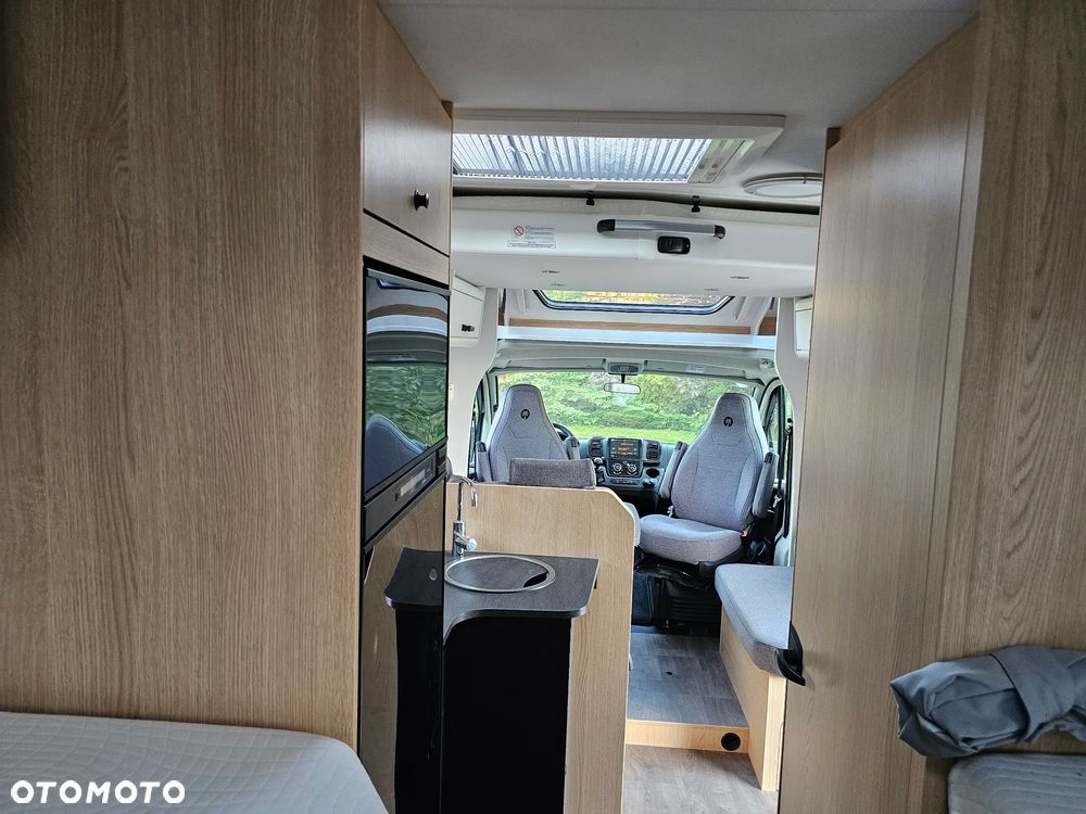 Sunlight CAPRON / HYMER ERIBA T67 Zimowy 4 miejsca do spania - 17