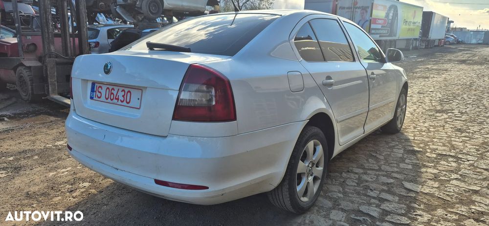 Piese de Skoda Octavia 2 facelift 2012 hatchback - 6