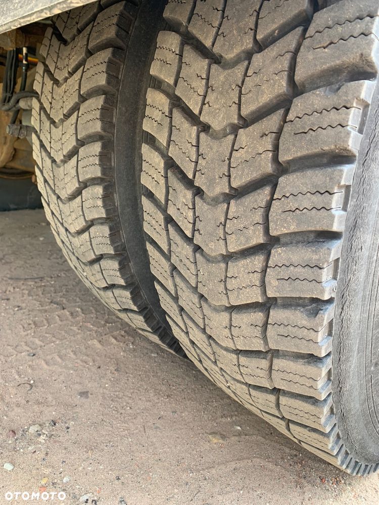 Volvo FL 240 4x2 - 15