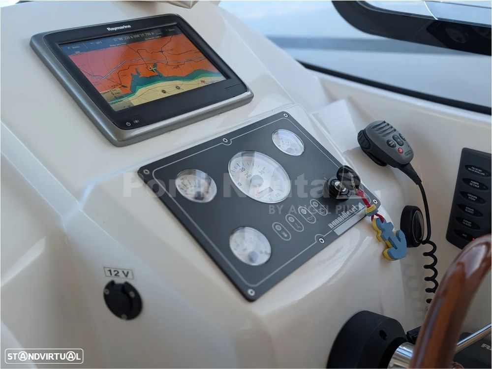 Beneteau Antares 7 - 22