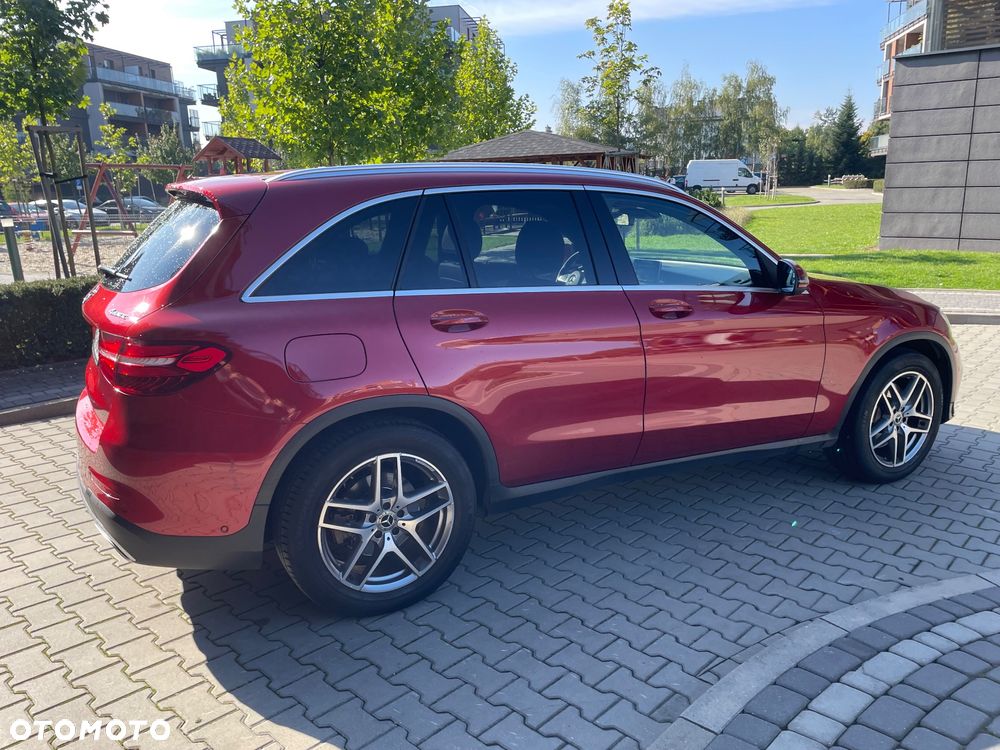 Mercedes-Benz GLC 250 4-Matic - 4