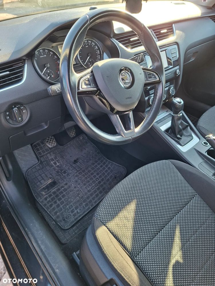 Skoda Octavia 1.6 TDI Ambition - 9