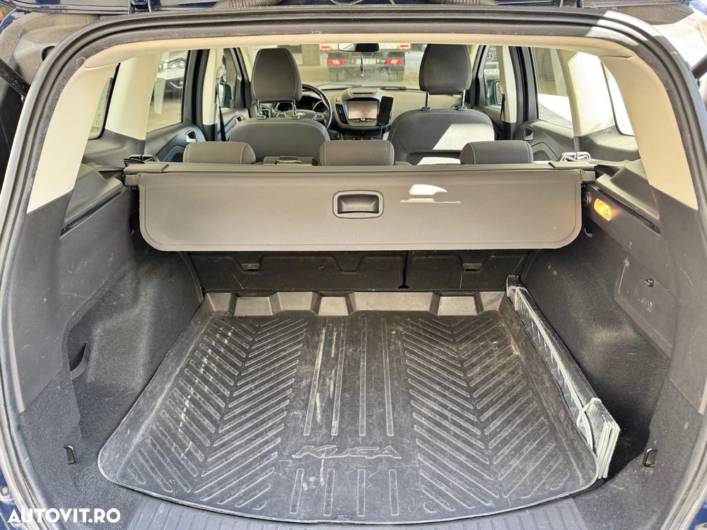 Ford Kuga 2.0 TDCi 2WD Trend - 18