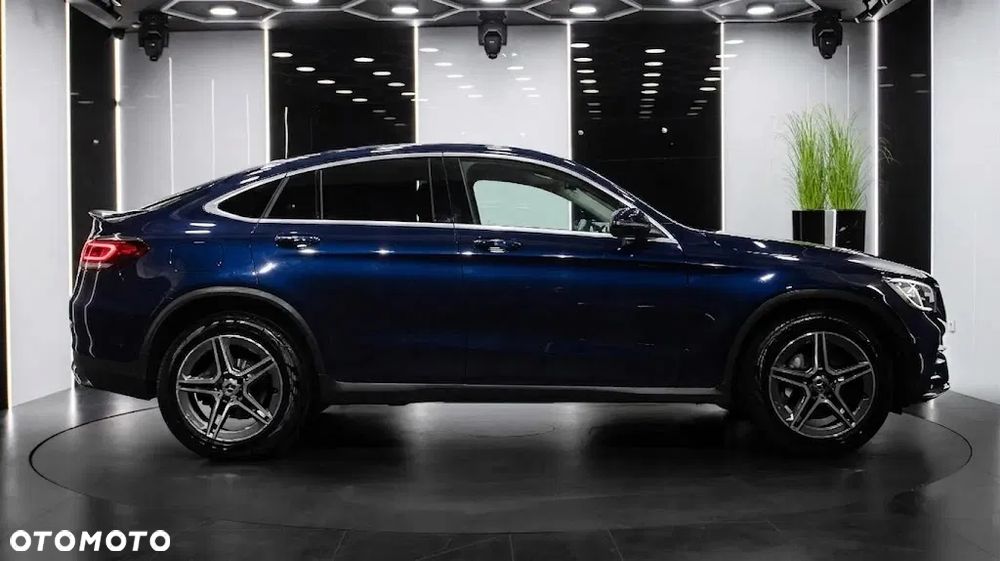 Mercedes-Benz GLC 200 4Matic 9G-TRONIC AMG Line - 5