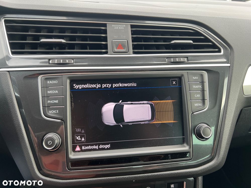 Volkswagen Tiguan - 38