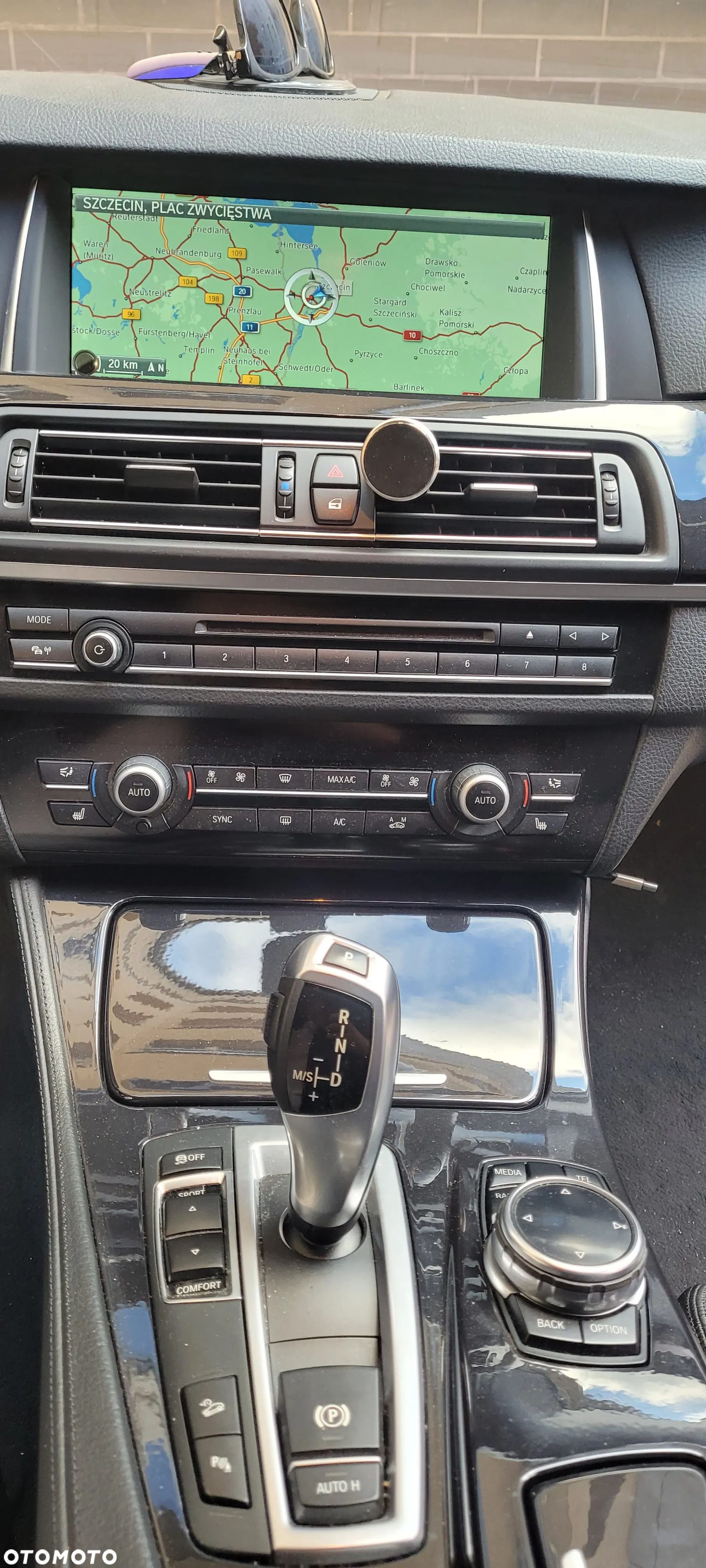 BMW Seria 5 530d xDrive Touring - 5