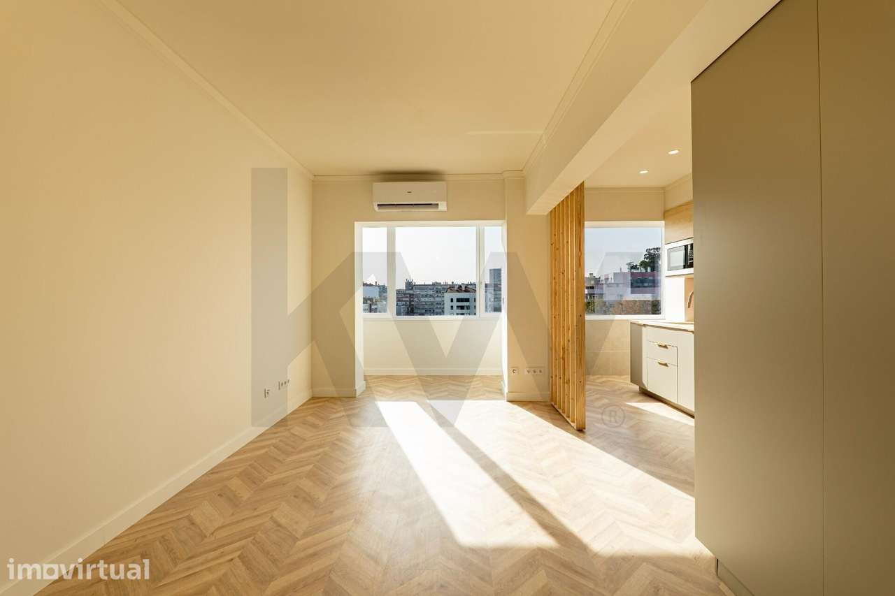 Encantador apartamento T2 remodelado, com suite e Ar Condicionado, em - Grande imagem: 3/24
