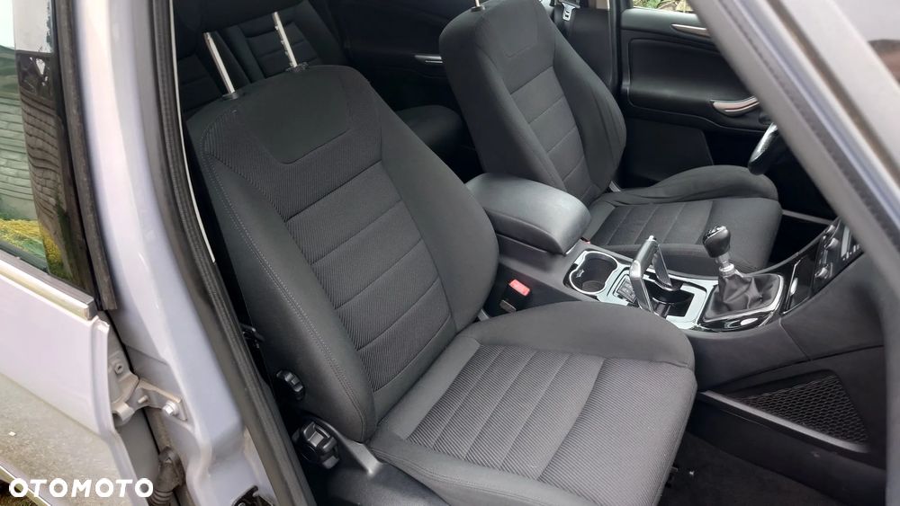 Ford Galaxy 2.0 TDCi Titanium - 12