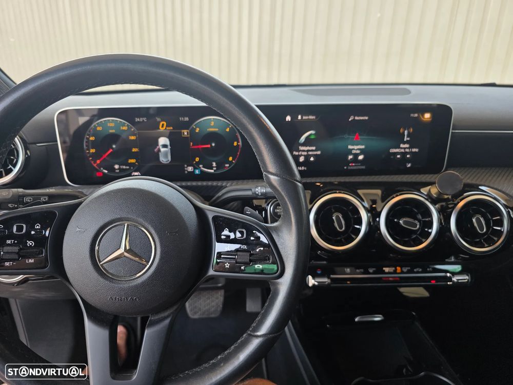 Mercedes-Benz A 180 - 9