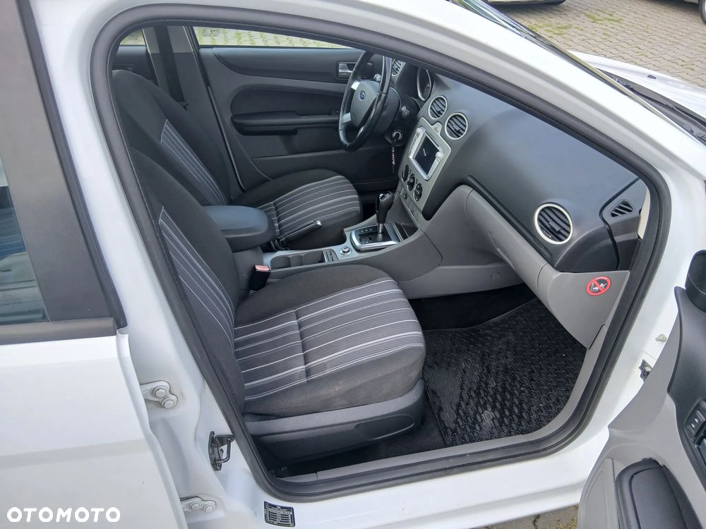 Ford Focus - 14