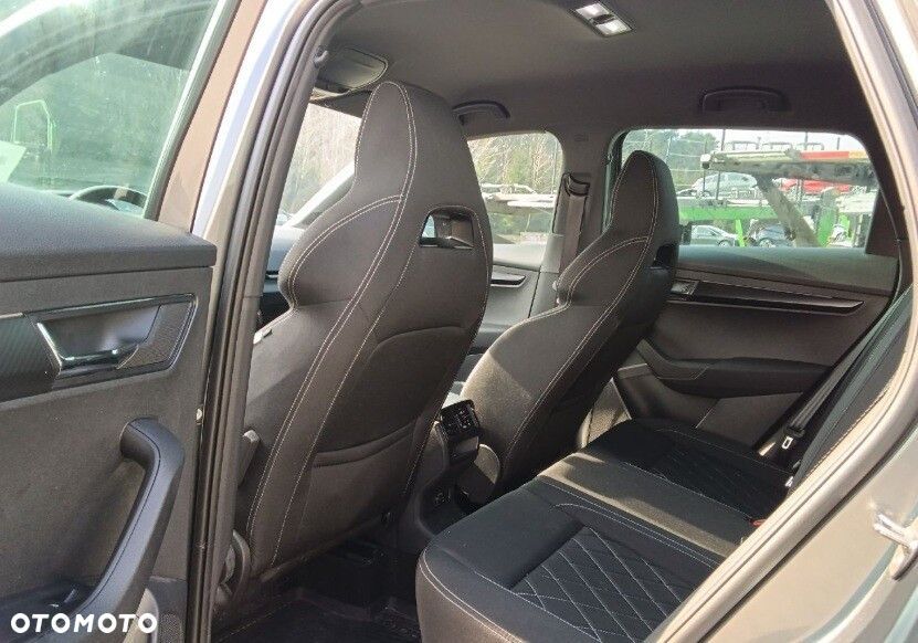 Skoda Karoq 2.0 TDI SCR 4x4 Sportline DSG - 7