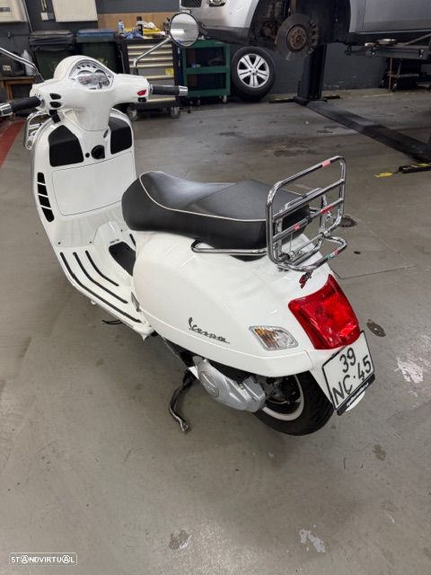 Piaggio Vespa GTS 125 Super i.e. - 3