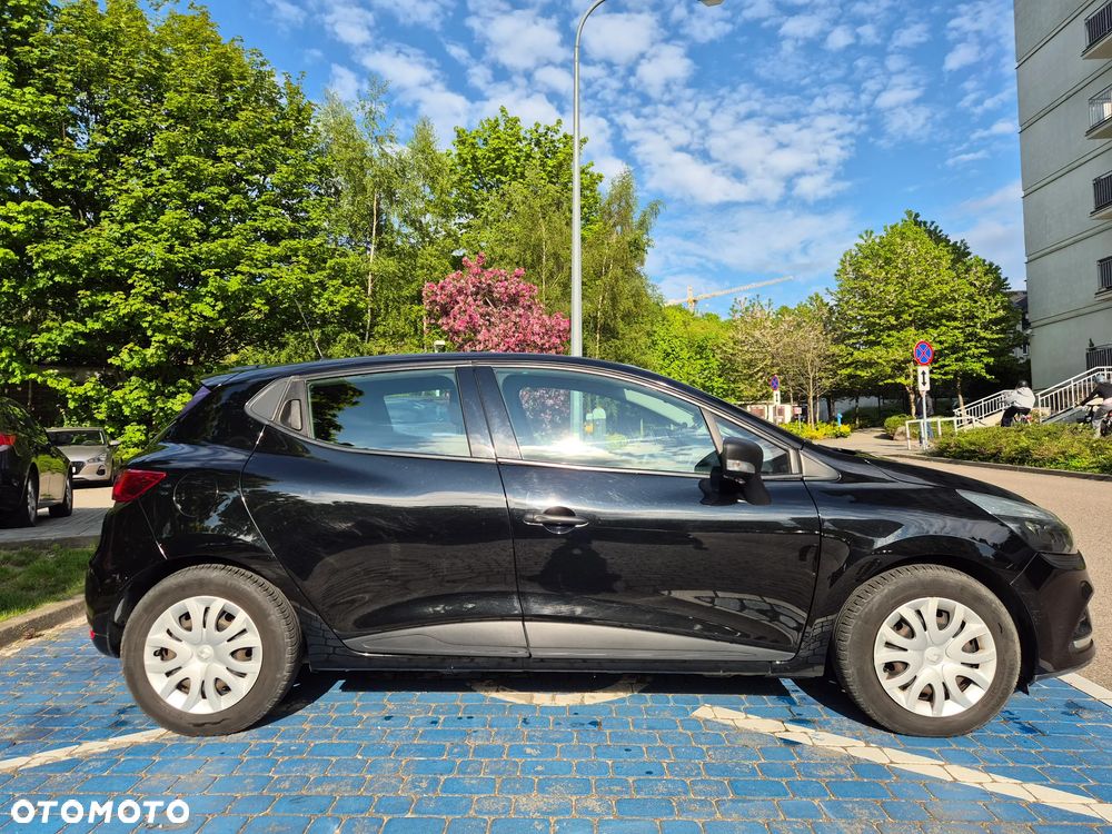 Renault Clio 1.2 16V Life - 8