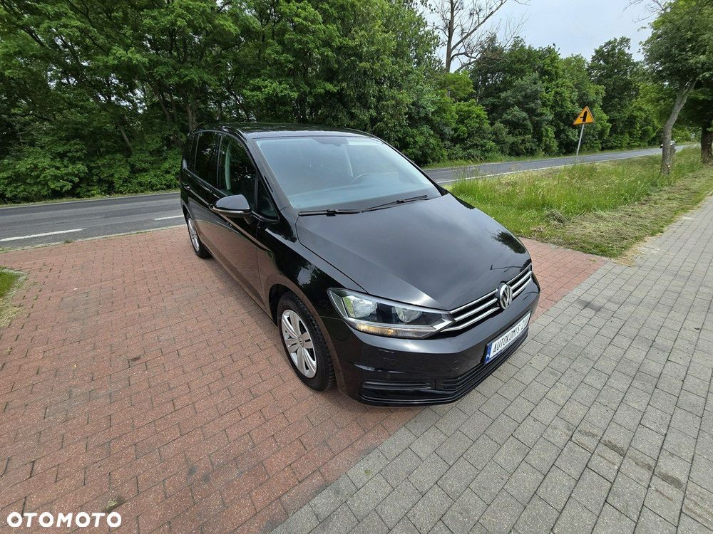 Volkswagen Touran - 15