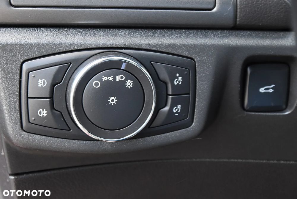 Ford Mondeo - 29