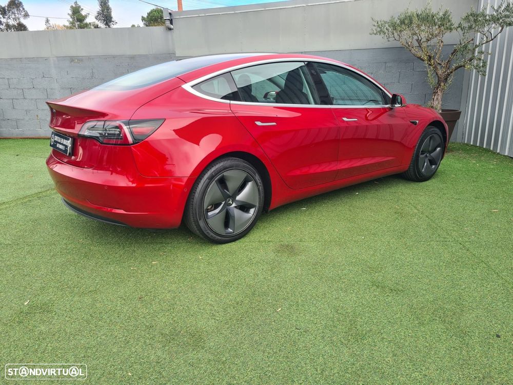 Tesla Model 3 Standard Range Plus RWD - 4