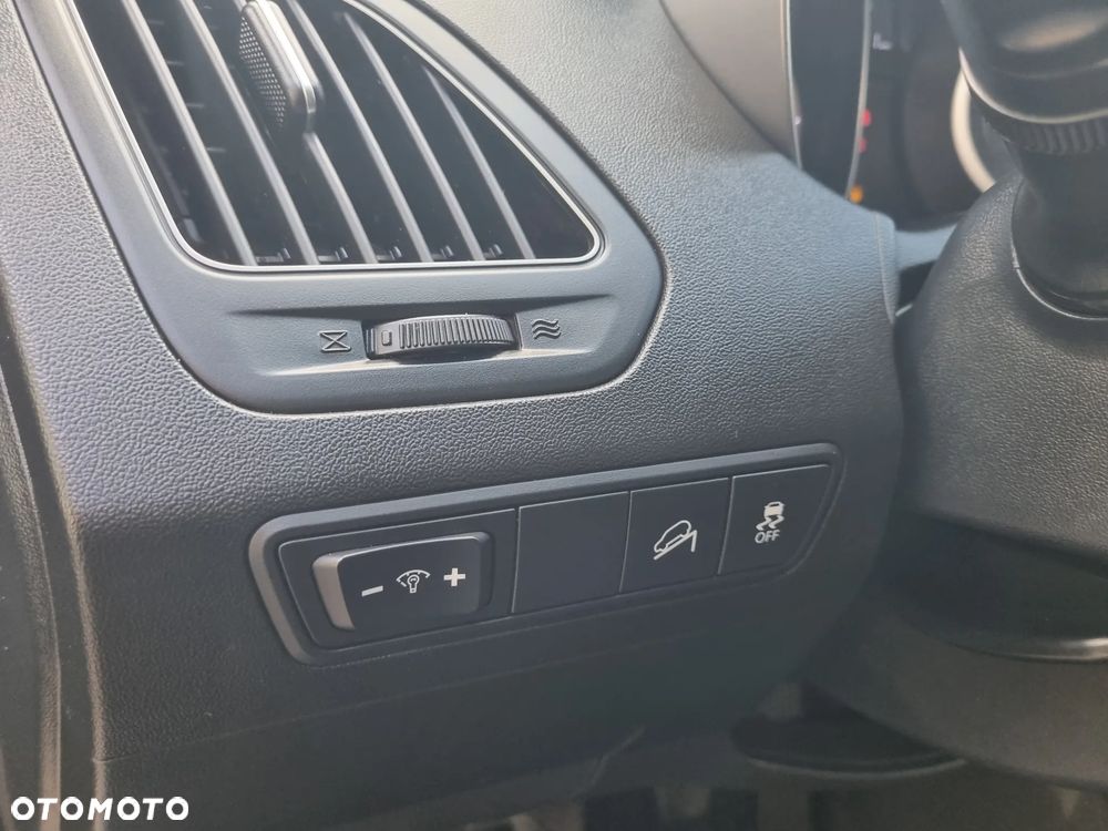 Hyundai ix35 1.6 2WD Fifa World Cup Edition - 23