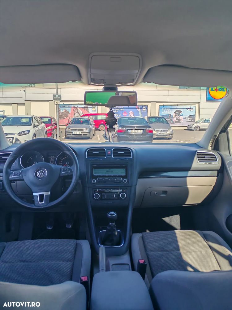 Volkswagen Golf - 4