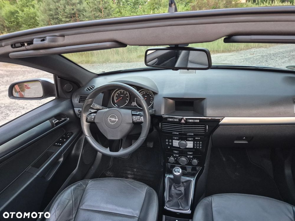 Opel Astra 1.8 Cosmo - 25