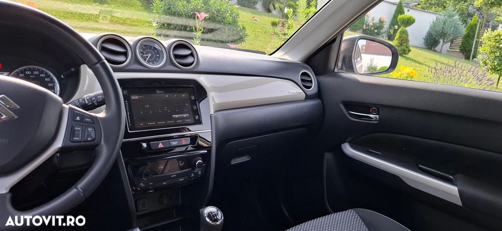 Suzuki Vitara 1.6 DDIS 4X4 Spirit - 39