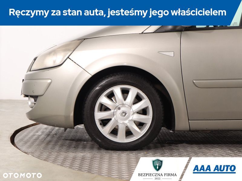 Renault Grand Scenic - 17