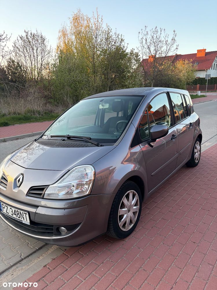 Renault Modus - 10
