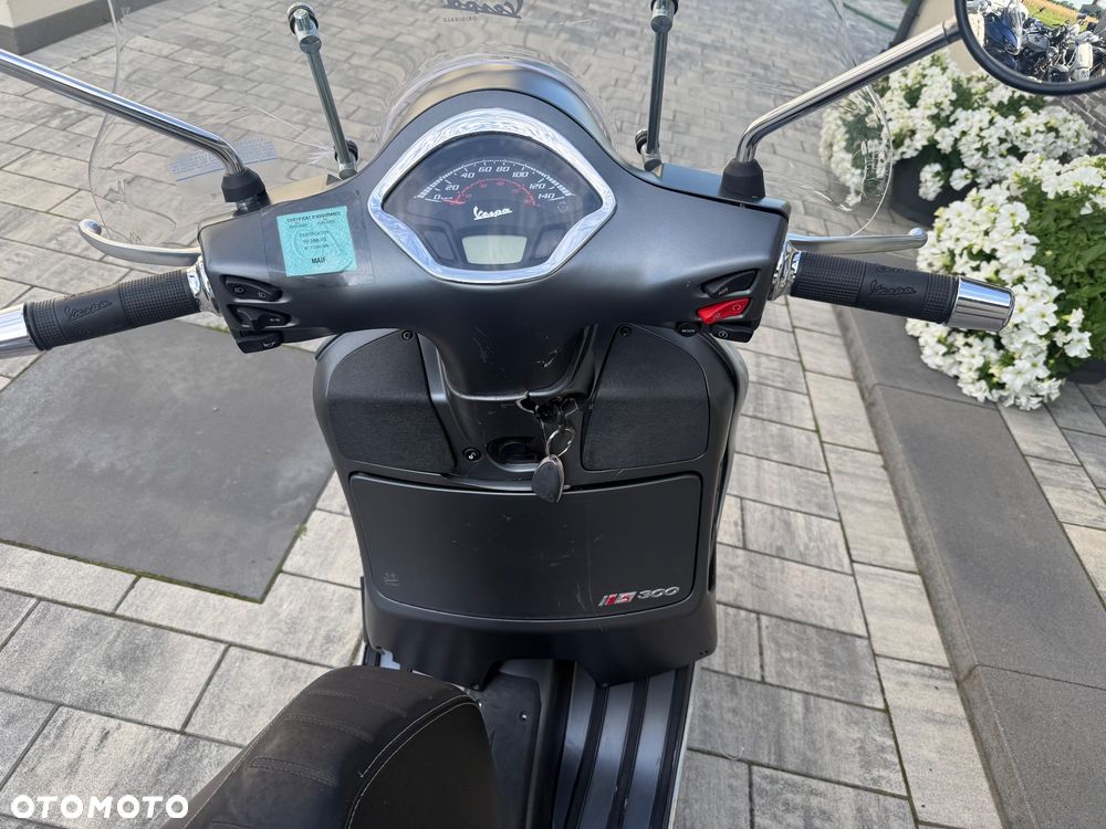 Piaggio Vespa - 4
