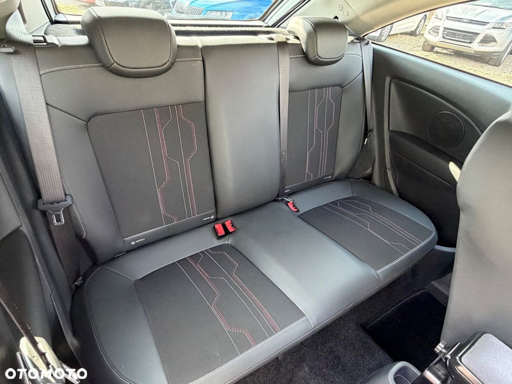 Opel Corsa 1.4 16V Sport - 20