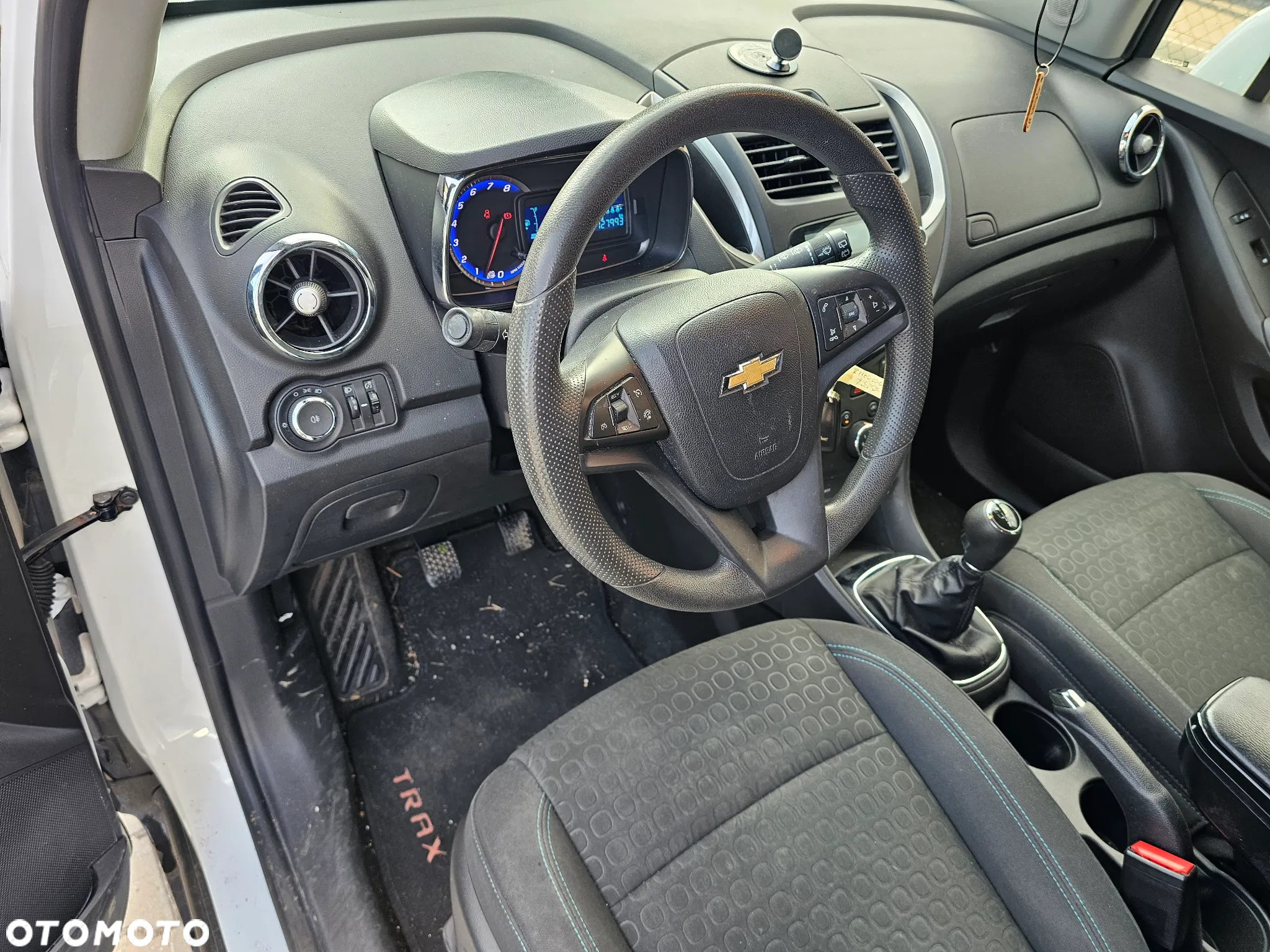 Chevrolet Trax 1.6 LS - 18