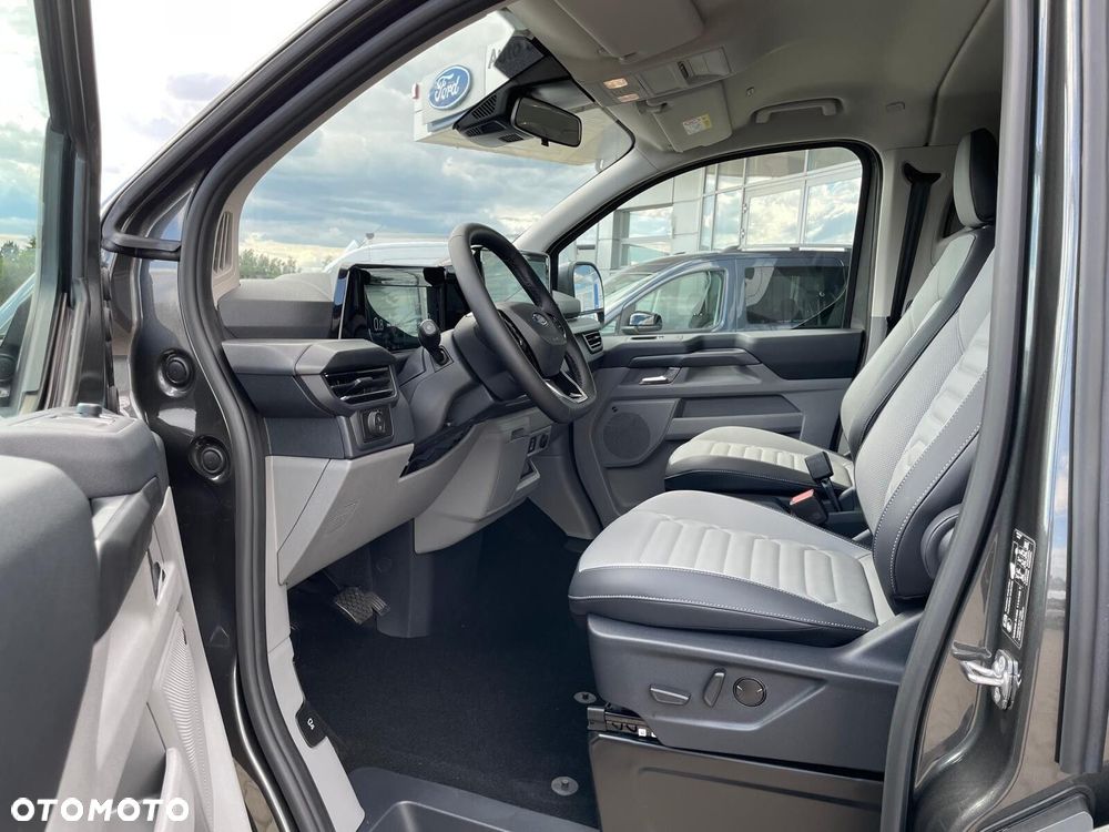 Ford Tourneo Custom 2.0 EcoBlue 320 L2 Titanium X - 24