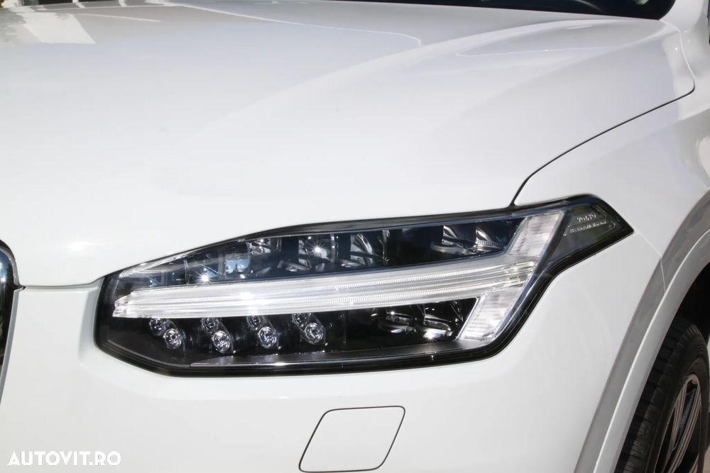 Volvo XC 90 D5 AWD R-Design - 10