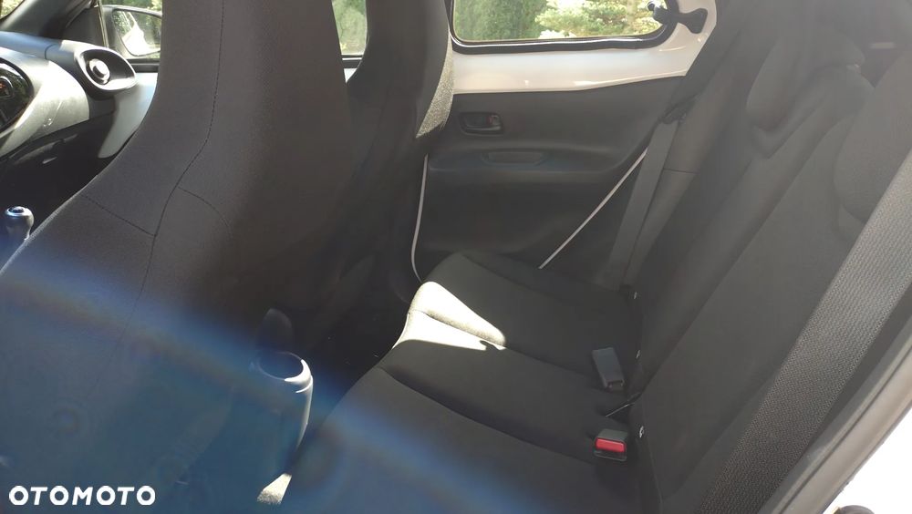 Toyota Aygo X 1.0 VVT-i X-play - 15