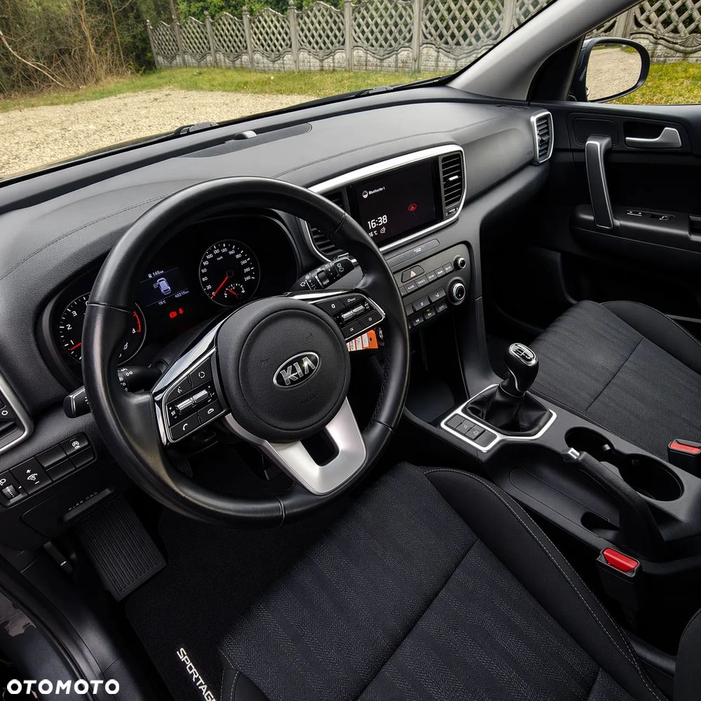 Kia Sportage 1.6 GDI 2WD ISG Dream-Team Edition - 29