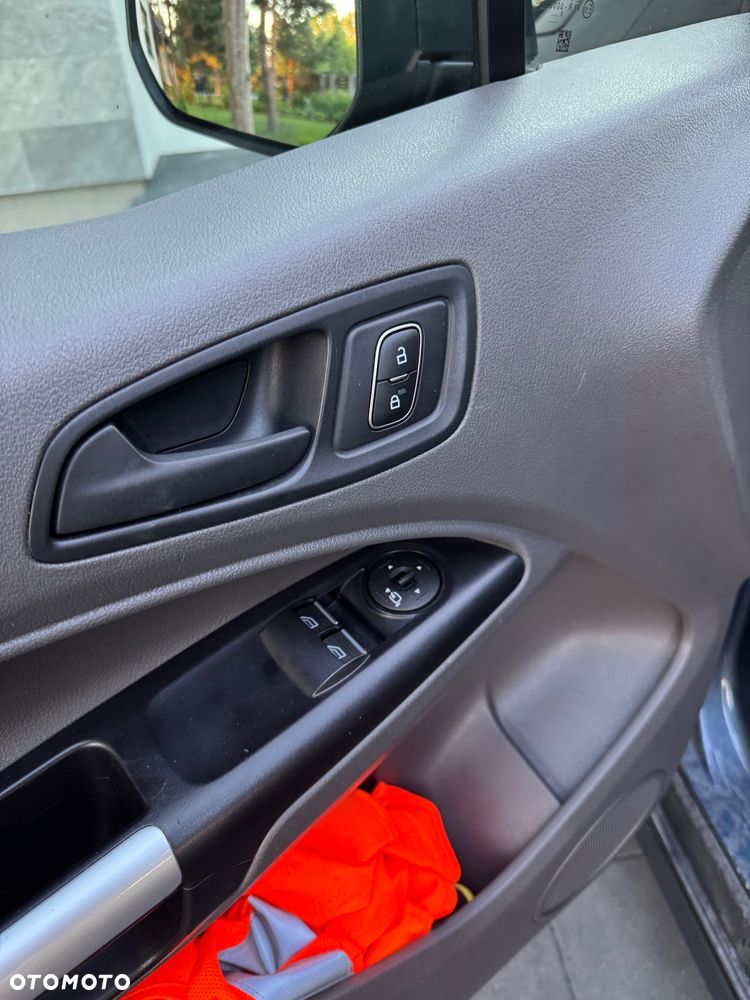 Ford Transit connect - 4