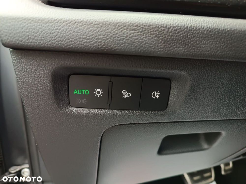 Skoda Octavia 2.0 TSI RS DSG - 35