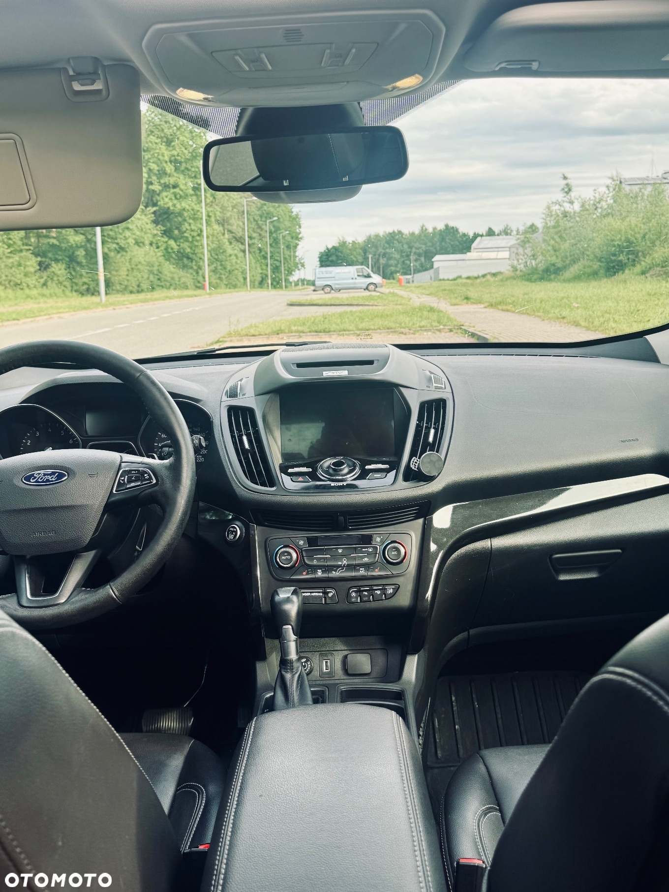 Ford Escape 2.0 EcoBoost AWD Titanium - 15