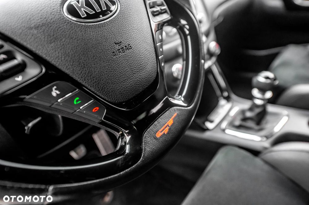 Kia Ceed 1.6 T-GDI GT-Challenge - 24