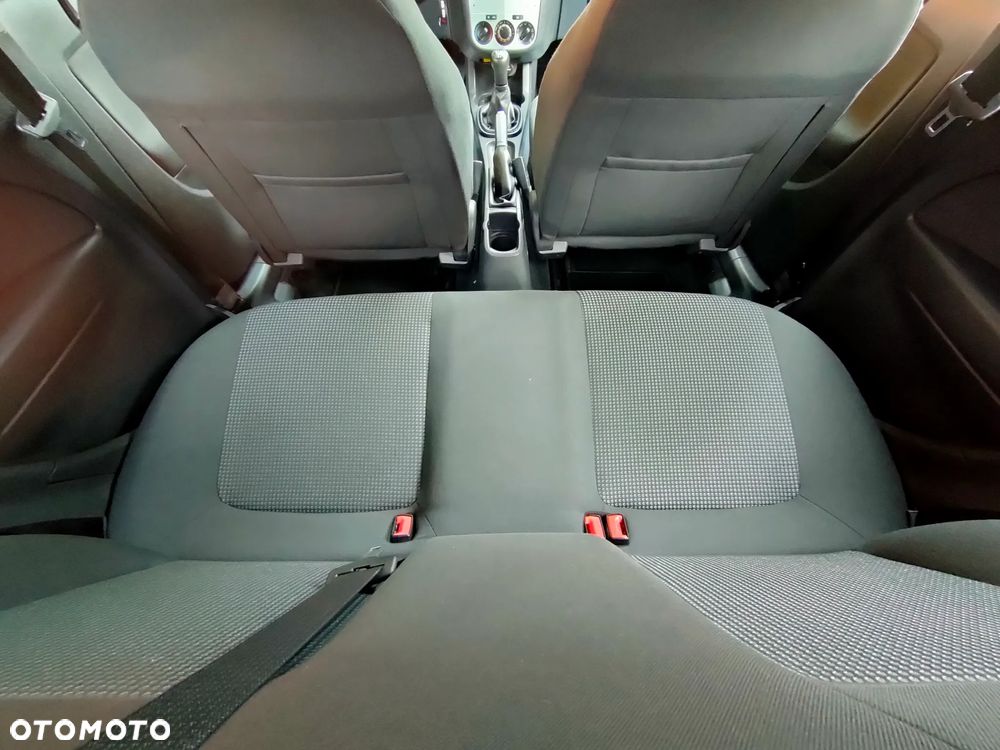 Opel Corsa 1.4 16V Active - 7