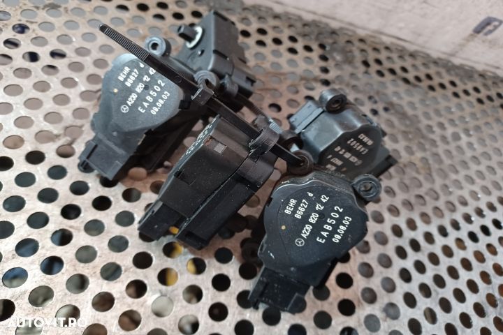 MOTORAS CLIMATIZARE A2308201242 Mercedes-Benz C-Class W203/S203/CL203 - 2