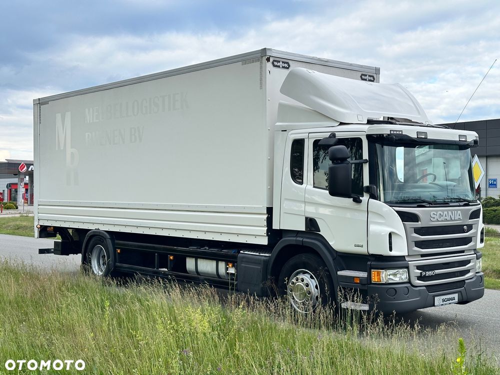 Scania P250 euro6 z Holandii kontener izoterma 19palet - 2