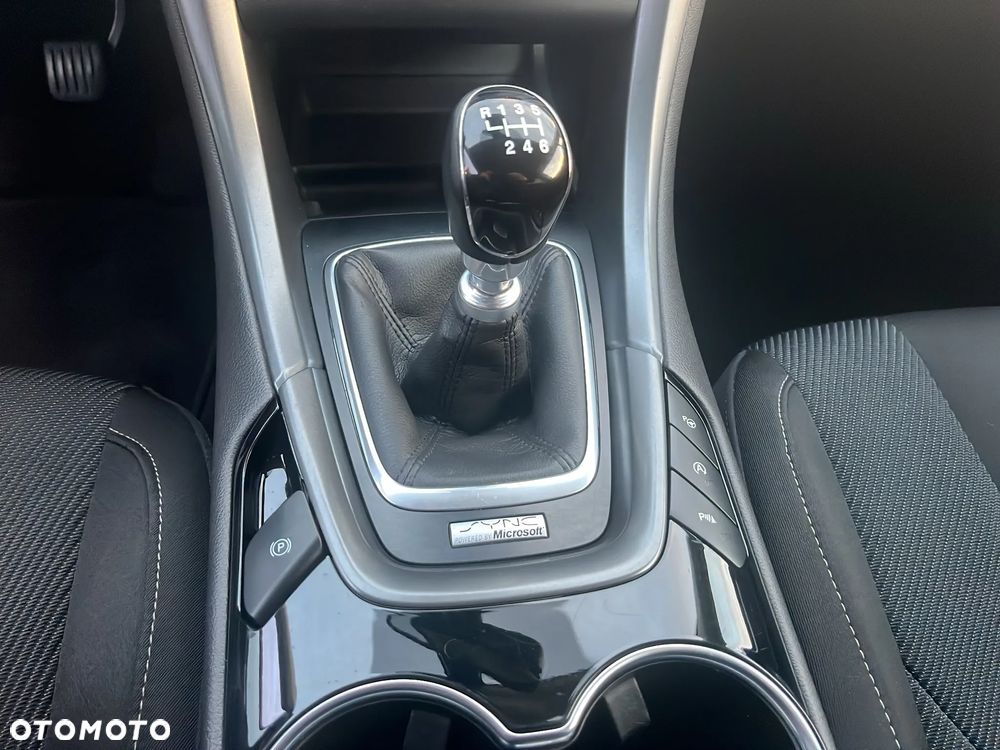 Ford Mondeo 2.0 TDCi Titanium - 15